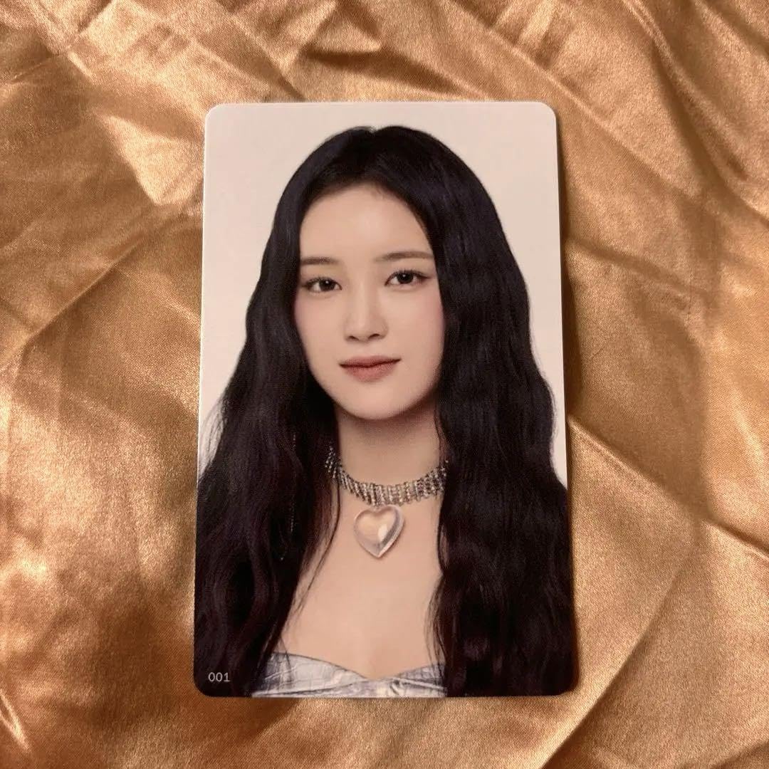 Amazon.co.jp: ME:I ミーアイ A盤初回限定トレカ 櫻井美羽 : Toys & Games